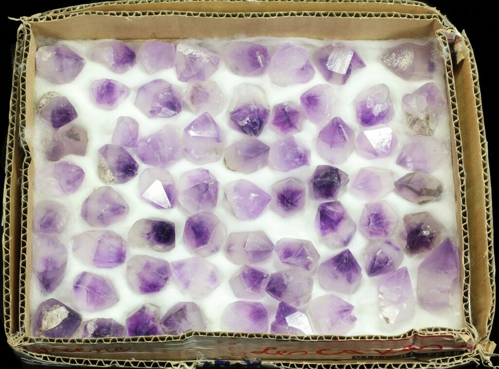 Amethyst Crystal Wholesale Lot 62 Crystals (59933) For Sale