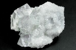 Calcite. 140.5 ct. shops China